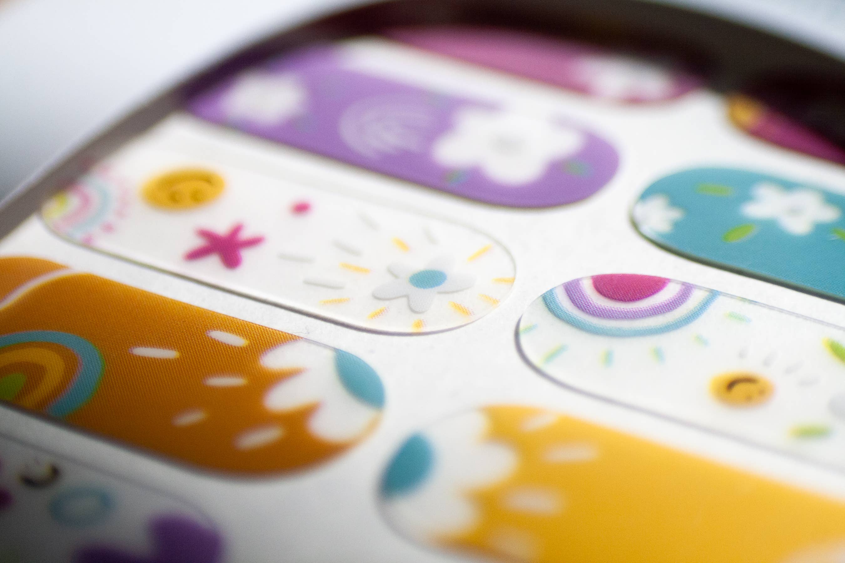 Modgloss - Wholesale Nail Art/Decal - 'Good Vibes' Clear Pop-Art Kawaii Rainbow Nail Art Wrap Kit5