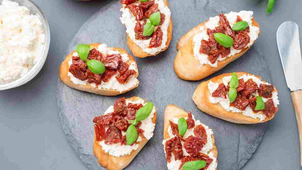 Emporio Sicilia - Wholesale Sauce - Bruschetta with Sicilian Dried Tomato - Alicos1