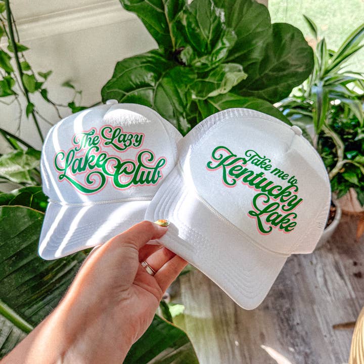 The Clandestine Underground – Engroshandel Trucker hat - Dame – Lazy Lake Days Club, Sommer Trucker Hat1