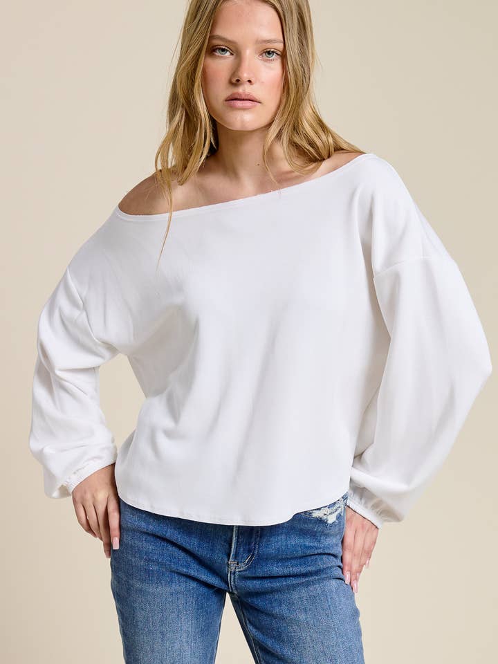 (Commerce de détail) Pull décontracté à épaules dénudées en scuba pour la vente par Charlotte Avery