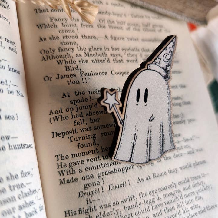 Jon Turner Illustration - Vendita all'ingrosso Spilla da bavero - Spilla in legno Wizard Ghost2