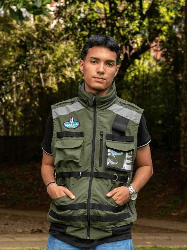 AkraCreations - Wholesale Outerwear Vest - Unisex - Dog Training Vest Without Liner3