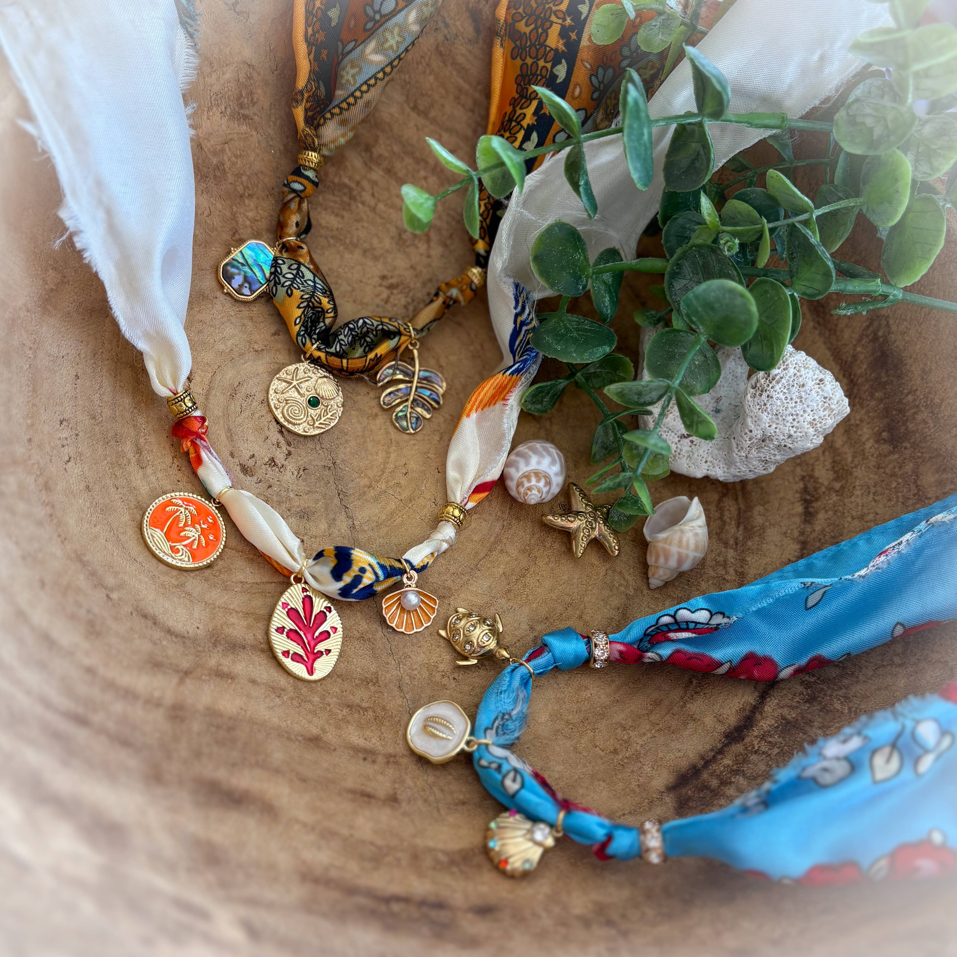 TrendyKeys - Wholesale Pendant/Charm Necklace - Bandana Necklace - TK Original 5