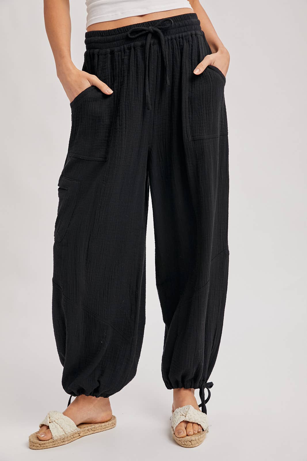 Bluivy - Wholesale Pants - Women's - JOGGER HAREM DRAWSTRING PANTS0