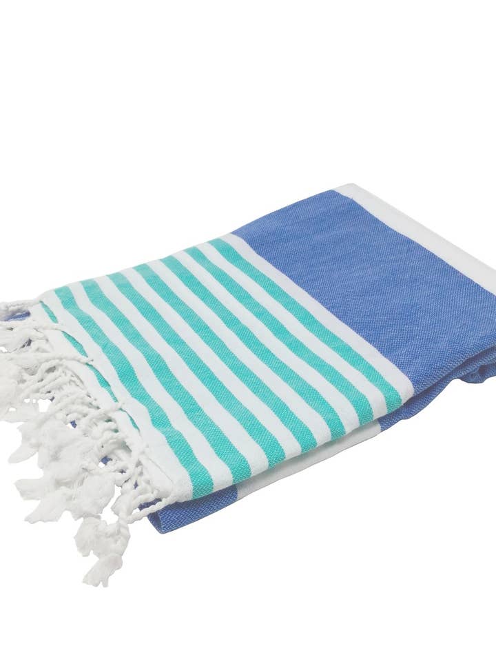 Serviette de plage turque rayée Anguilla, bleu roi pour la vente par Ban De Osh