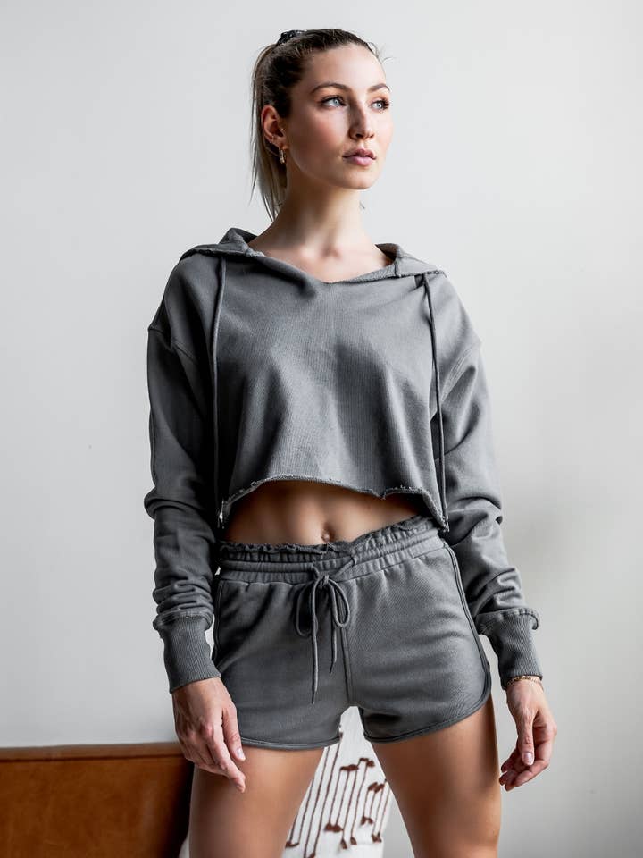 KAYAN.L – Conjuntos Casual - Mulher por atacado – Conjuntos de moletom e fundo cortados com bordas cruas cinza0