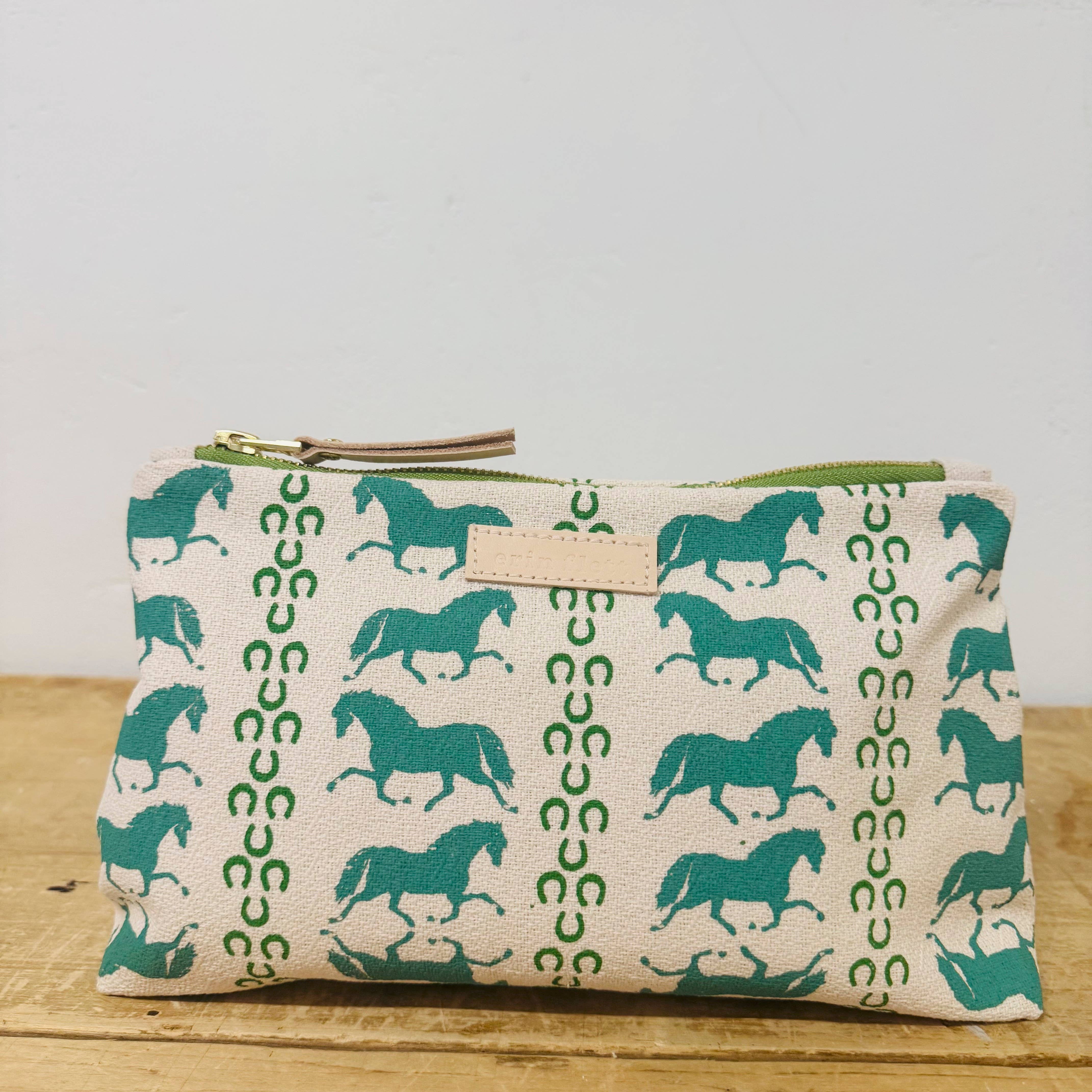 Erin Flett – wholesale Påse - Dam – Laura Pouch – Liten Trot