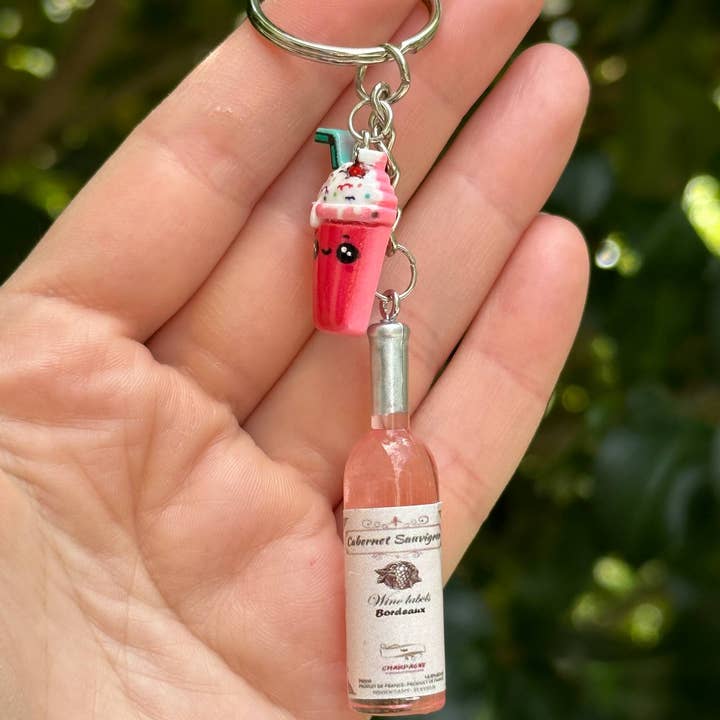 Arcfo Jewelry - Wholesale Keychain - Unisex - Mini Pink Wine Bottle Keychain with Cup and Dessert Charms2