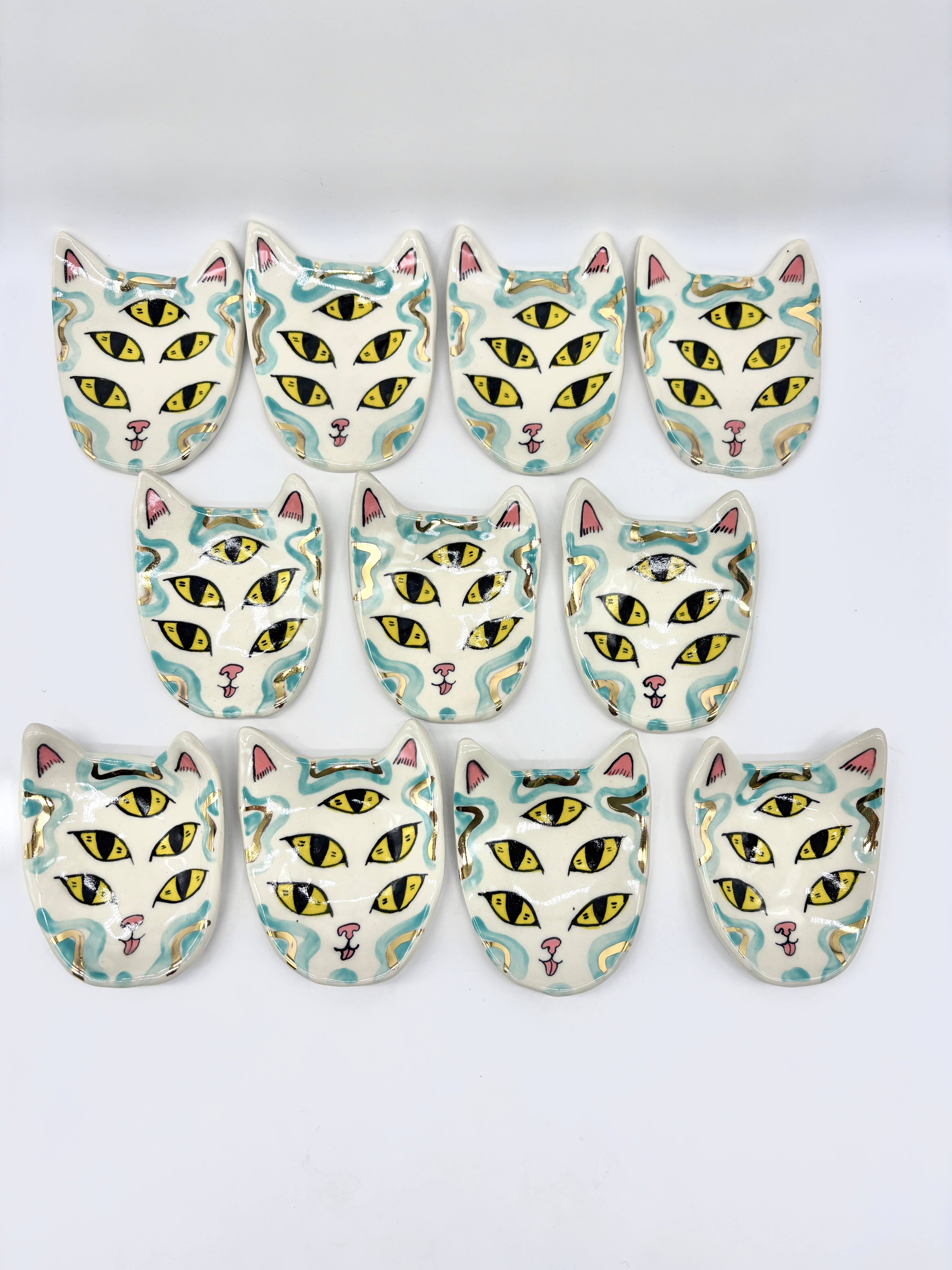 Erika Rier - Wholesale Jewelry Dish - Little Five Eyed Cat Dishes with 22k Gold Luster4