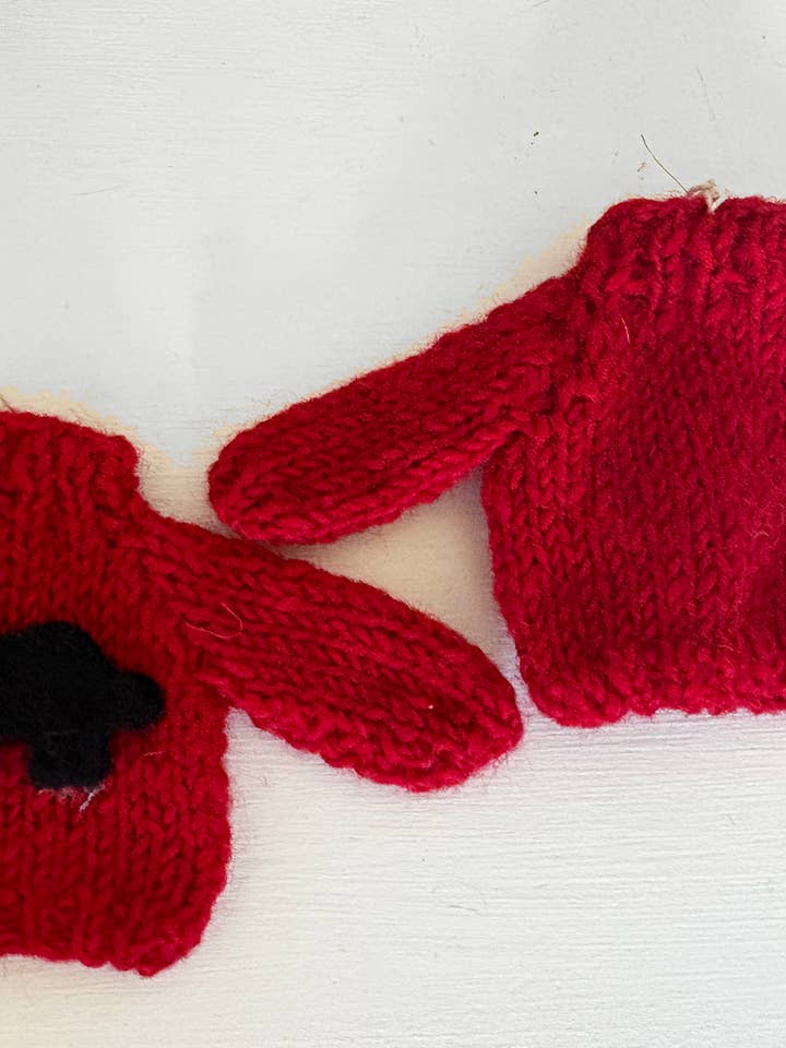 Handgebreide "Black Lab" trui ornament voor wholesale door cerruti home