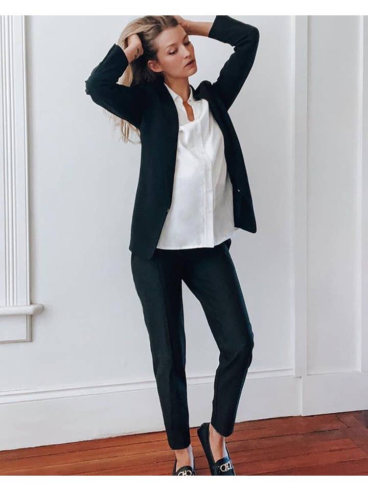 MARION – Großhandel Hose – Schwangerschafts- & Stillmode – Schmal geschnittene Arbeitshose für Schwangere in Schwarz8