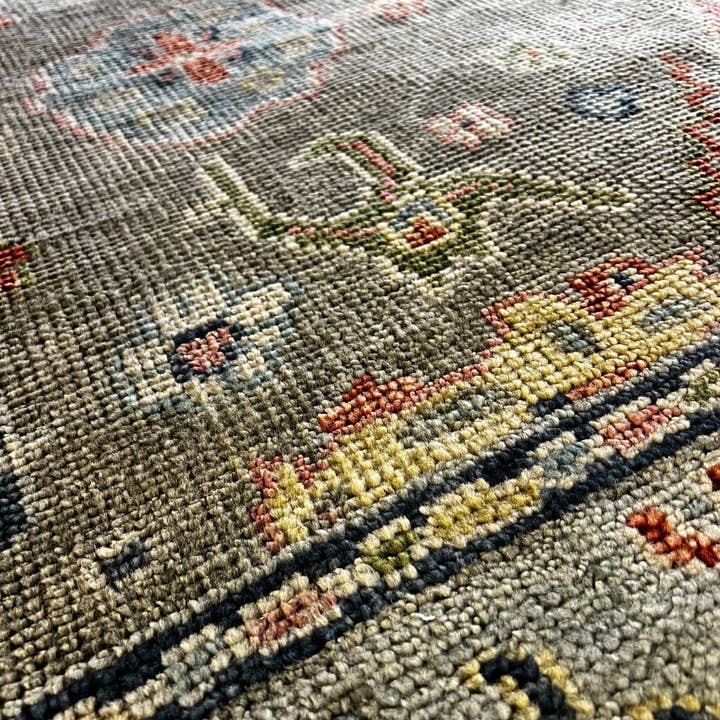 Banana Manor Rug Co. - Vente Tapis - Tapis Oushak noué à la main Bianca 8x10 gris5