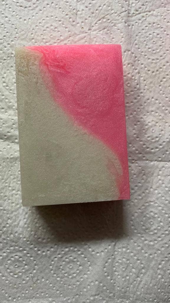 Chabinehairstore - Wholesale Bar Soap - Strawberry 🍓 and vanilla moisturizing face and body soap3