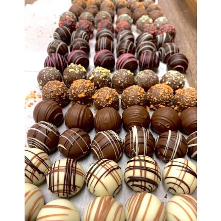 O'Shea's Candies Sweet Shop - Wholesale Chocolate Box - 15PC Truffles Gourmet Premium Assortment- Window Box