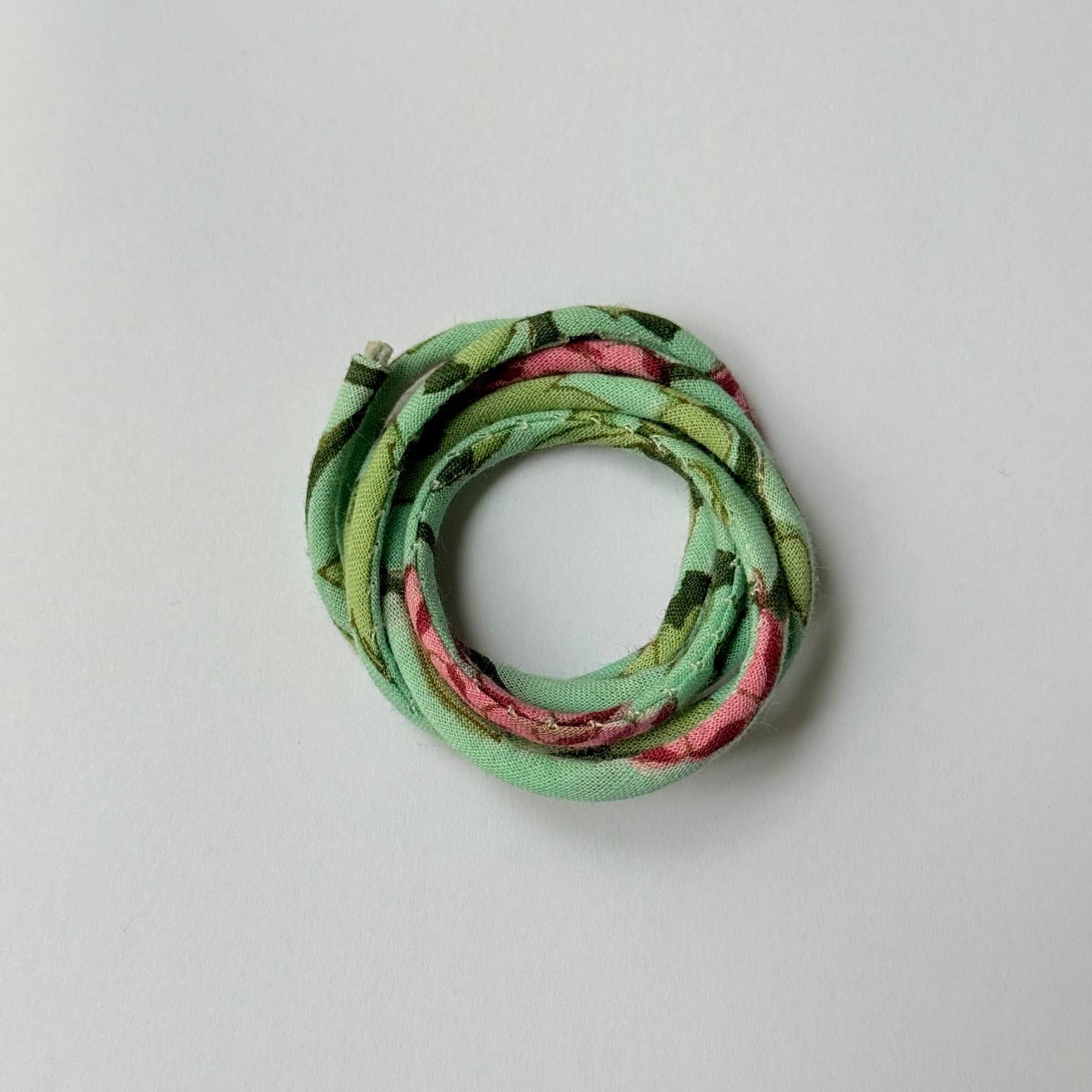 Sophie Deschamps Bijoux – wholesale Pendant/charm necklace – MAKALE FISH PENDANT NECKLACE&BANGLE (B/CRUBETH9)5