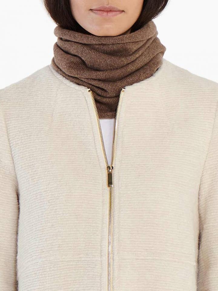 Women’s Pure Cashmere Collar Scarf for wholesale by MaisonCashmere