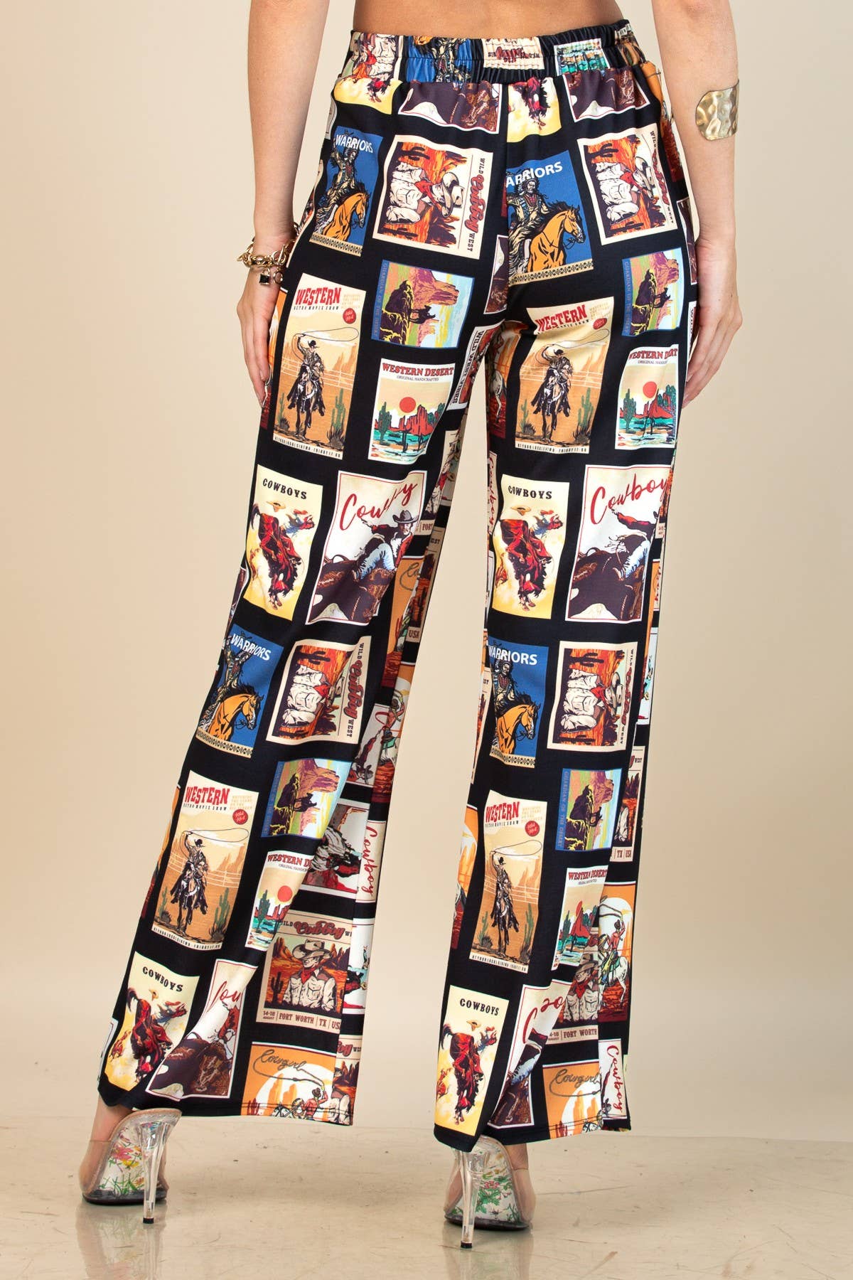 Multicolore P1261-5585-Pantaloni larghi con stampa Western Cowboy Stamps in vendita all'ingrosso su Faire2