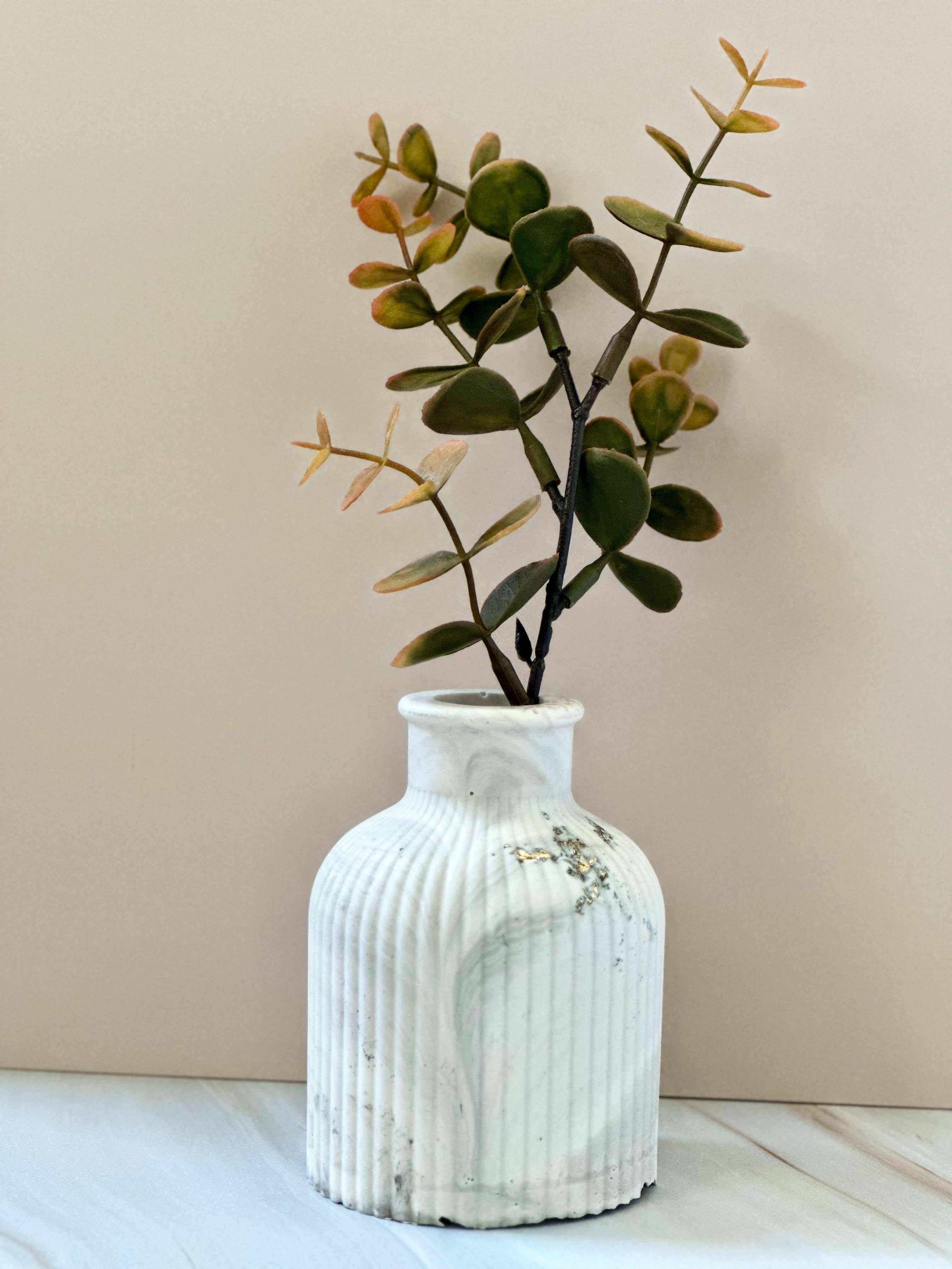 Fluid Life by Sharon - Wholesale Vase - Eco-resin vase 1