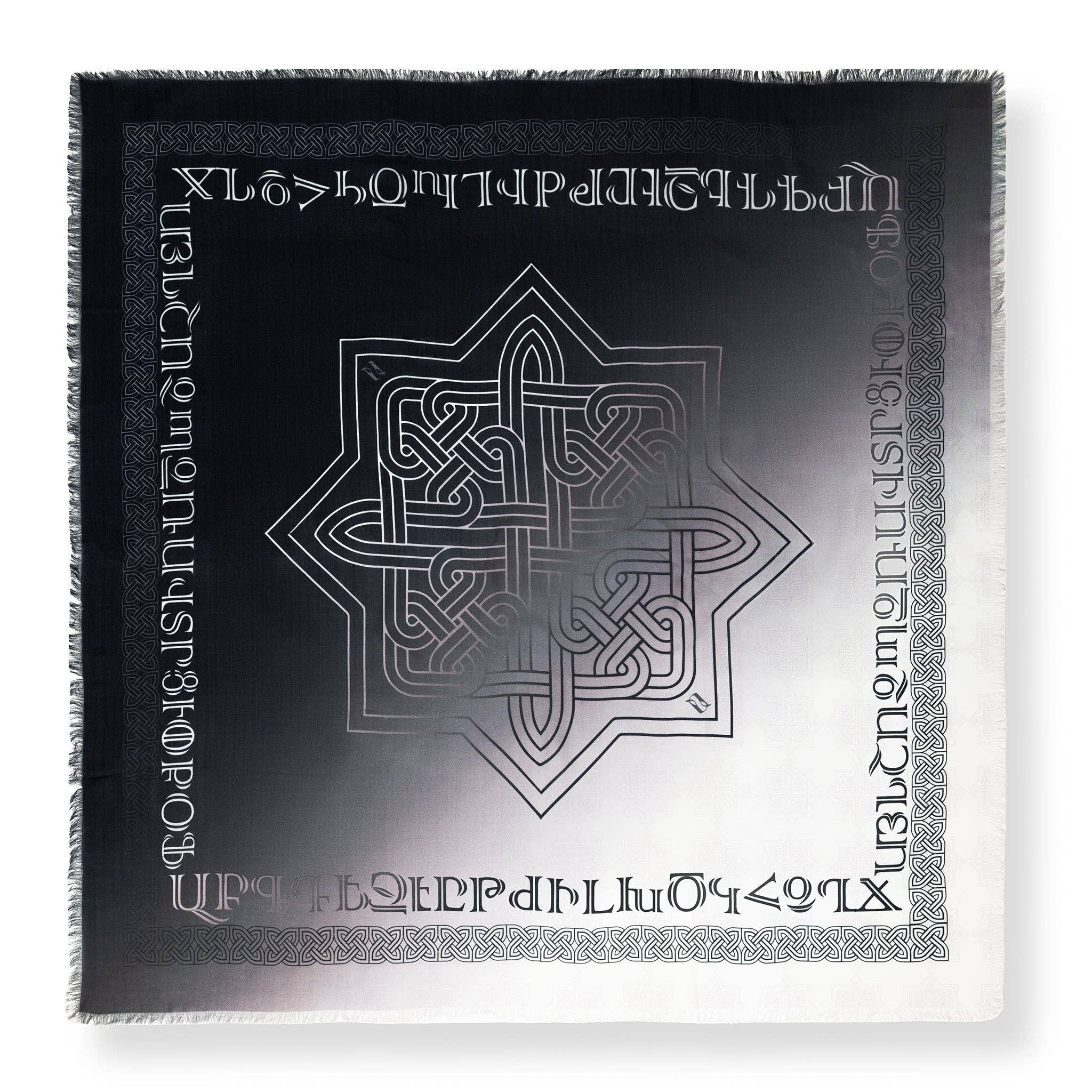 Anet’s Collection - Venta al por mayor Bufanda - Mujer - Bufanda Alfabeto Armenio y Eternidad1