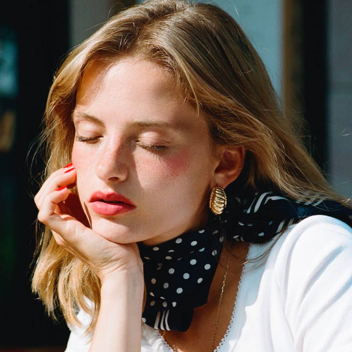 Yolaine – wholesale Lipstick – Daphne Rouge Mousse - Velvet Lipstick6