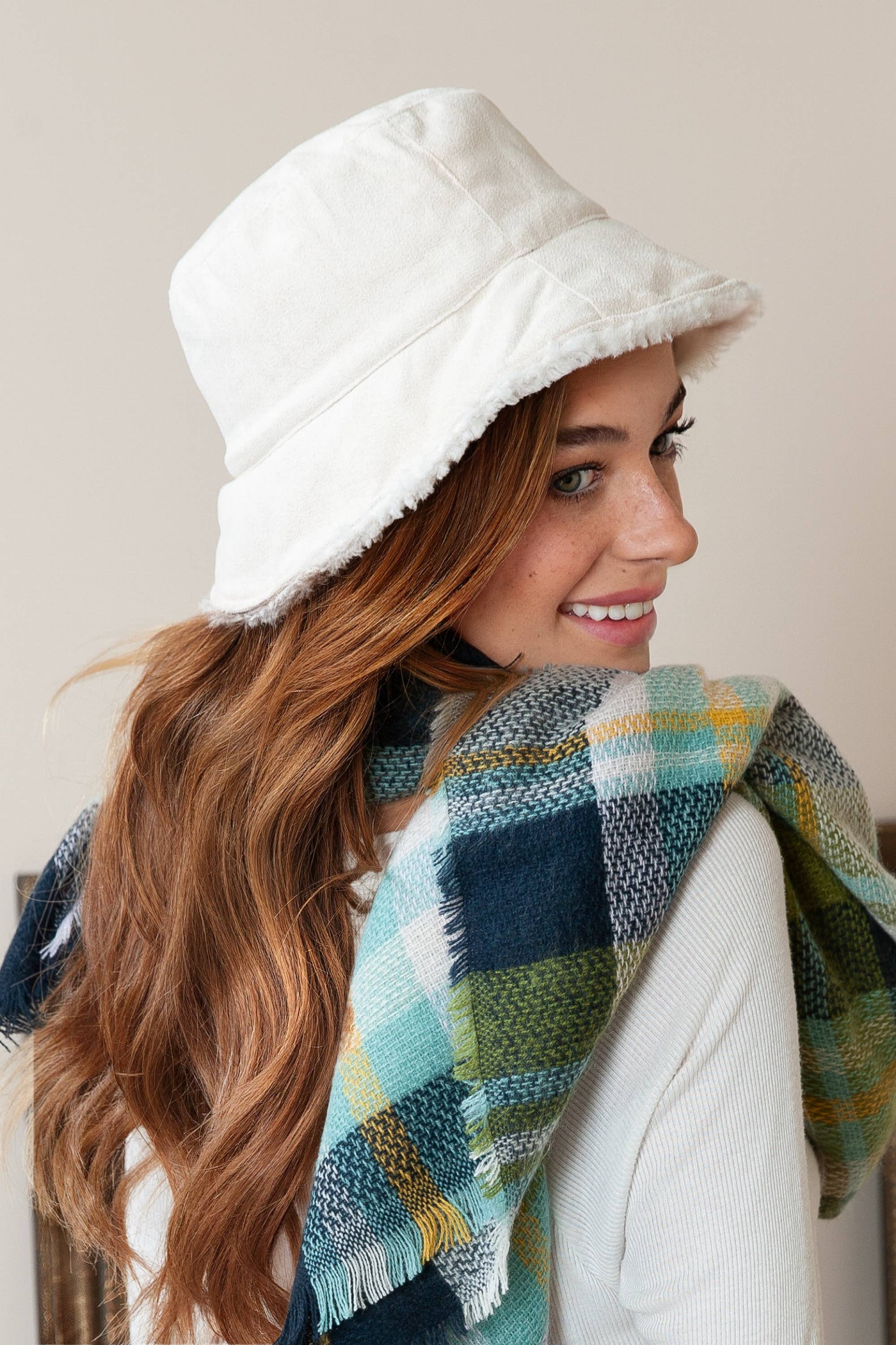 Justin & Taylor - Vendita all'ingrosso Cappello da pescatore - Donna - Chill Out - Cappello da pescatore reversibile in soffice velluto10