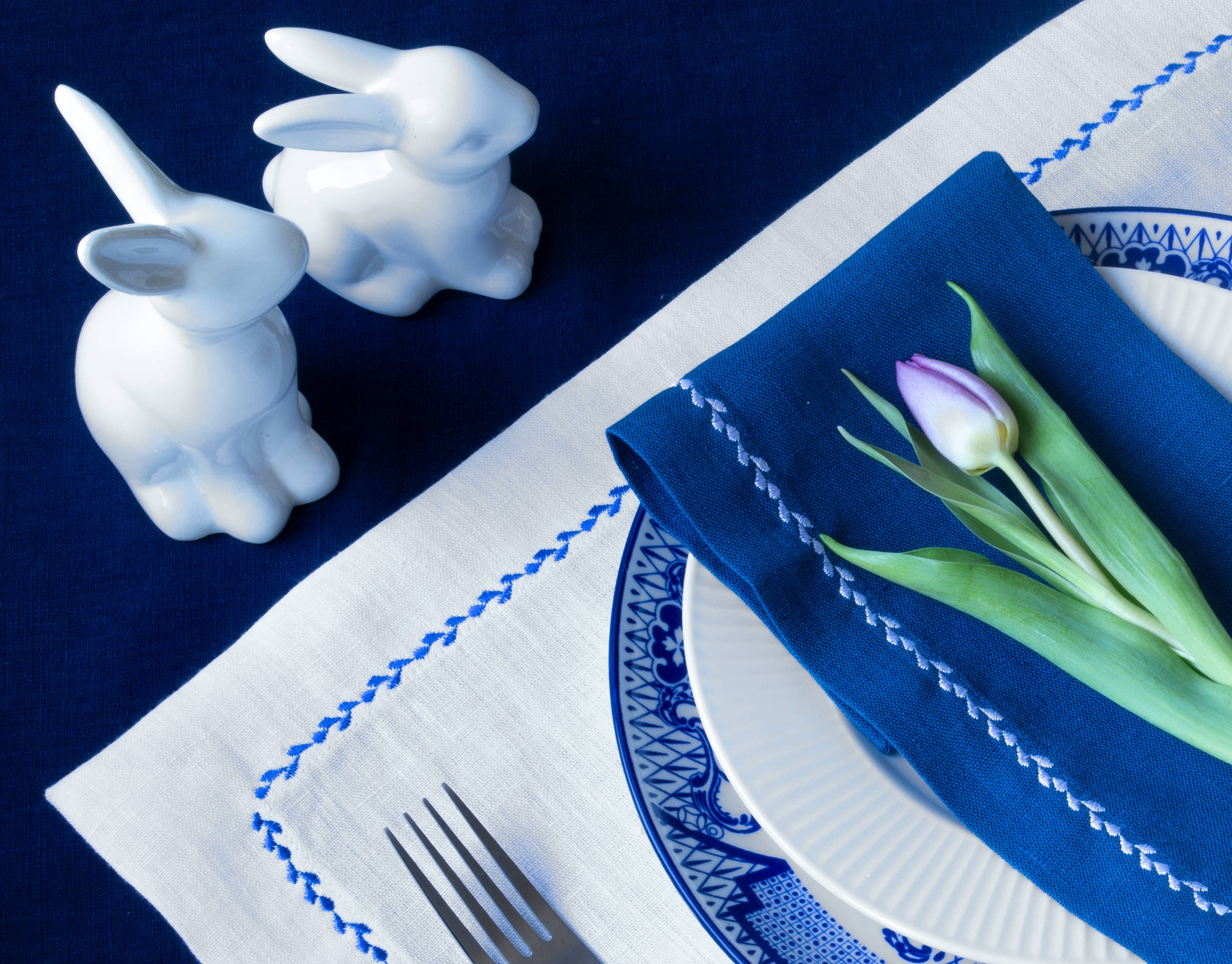 Liem Home – Guardanapo e pano de jantar por atacado – Guardanapos de linho com bordado na borda - Guardanapo de linho personalizado3