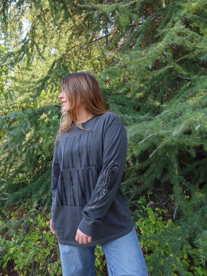 Rebel and Fleur - Wholesale Screen Printed T-Shirt - Women's - Live, Manon Long Sleeve T-shirt4