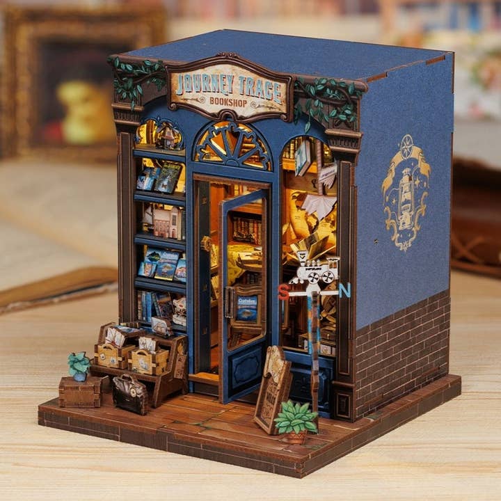 DIY Book Nook Kit - Journey Trace Bookshop for wholesale by Figured'Art (UK)