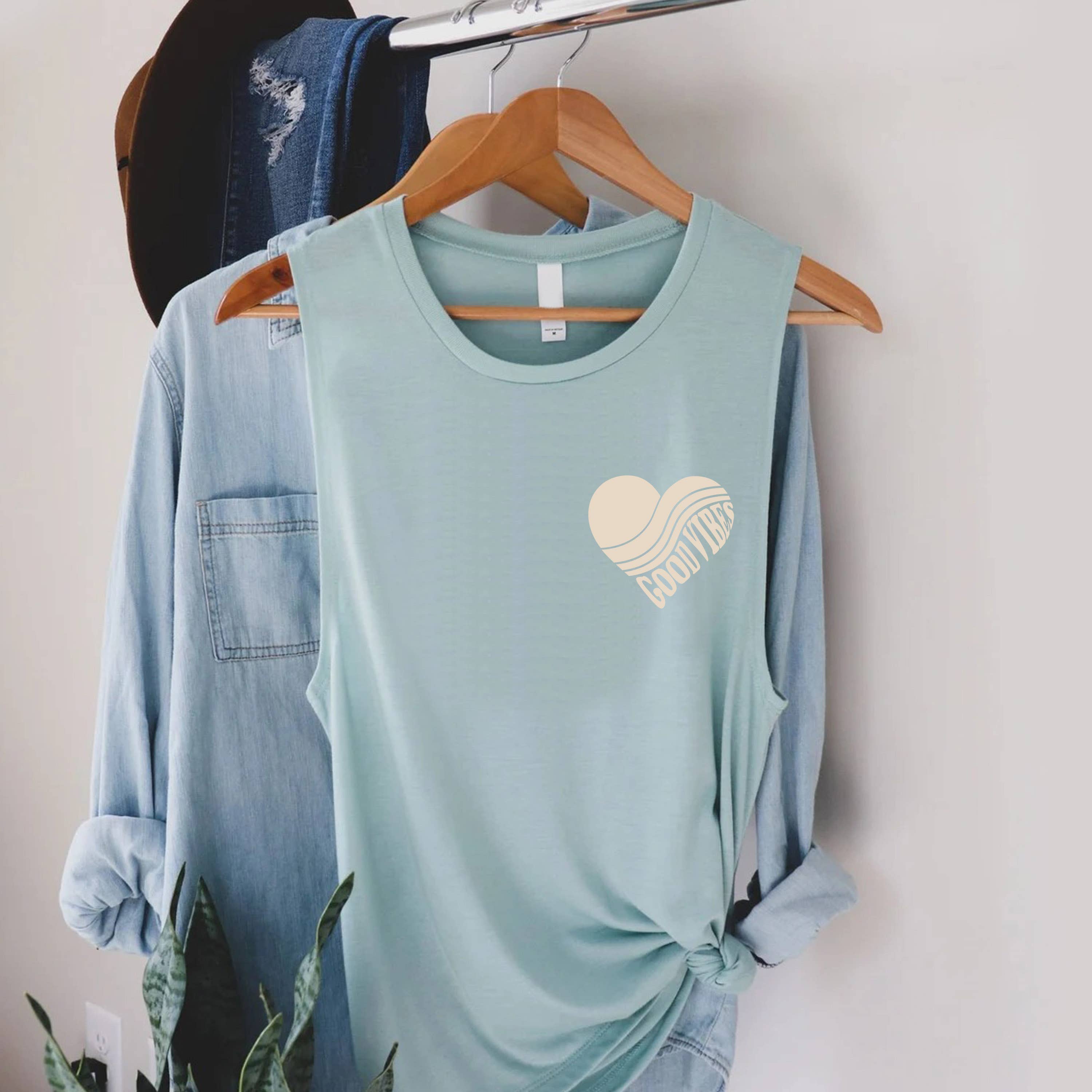 STARCHIS - Vente Débardeur – femme - Débardeur en jersey pour femme avec graphique de cœur *Best* Good Vibes1