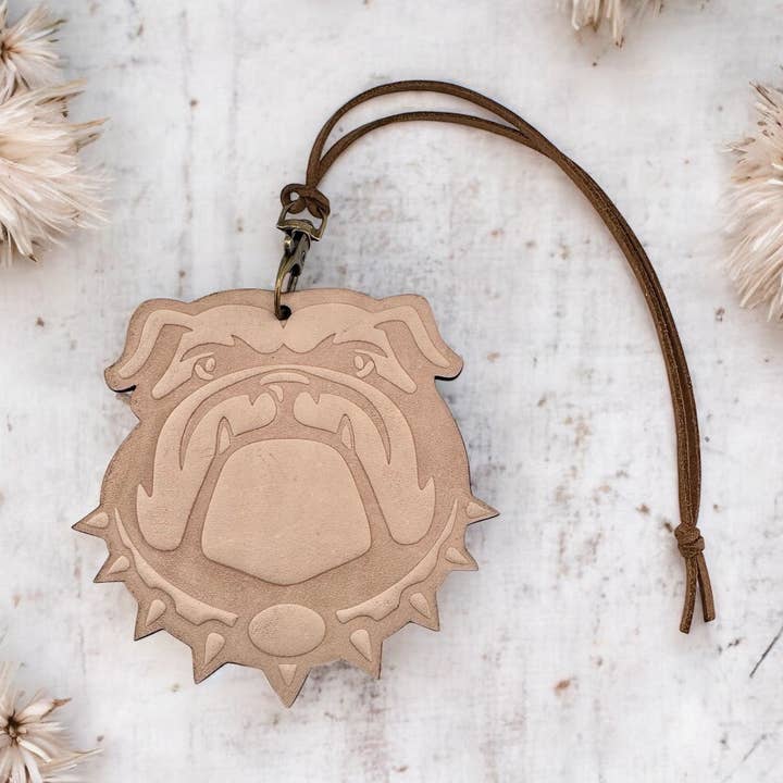 Fierce Bulldog Profumatore in Pelle per la vendita all'ingrosso da parte di Fresh Hide - Molock Collections