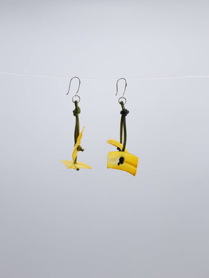 Pendientes de coral de plástico reciclado, pintados a mano para venta al por mayor de Jianhui London