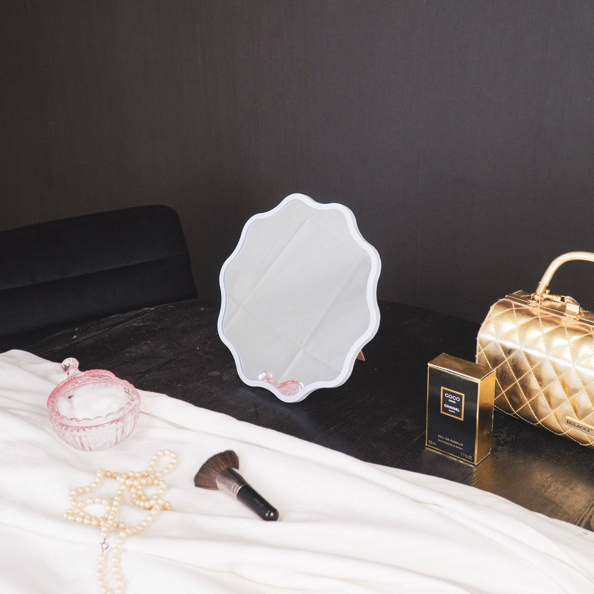 Housevitamin bv - Wholesale Makeup Mirror - Make up Mirror - Round - Lilac - 25x1x25cm1