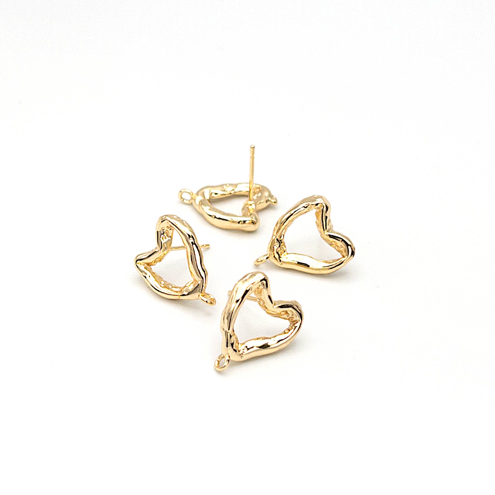 UBNY Collection - Vendita all'ingrosso Orecchini a bottone - Orecchini a bottone a forma di cuore fuso • Perni in argento 925