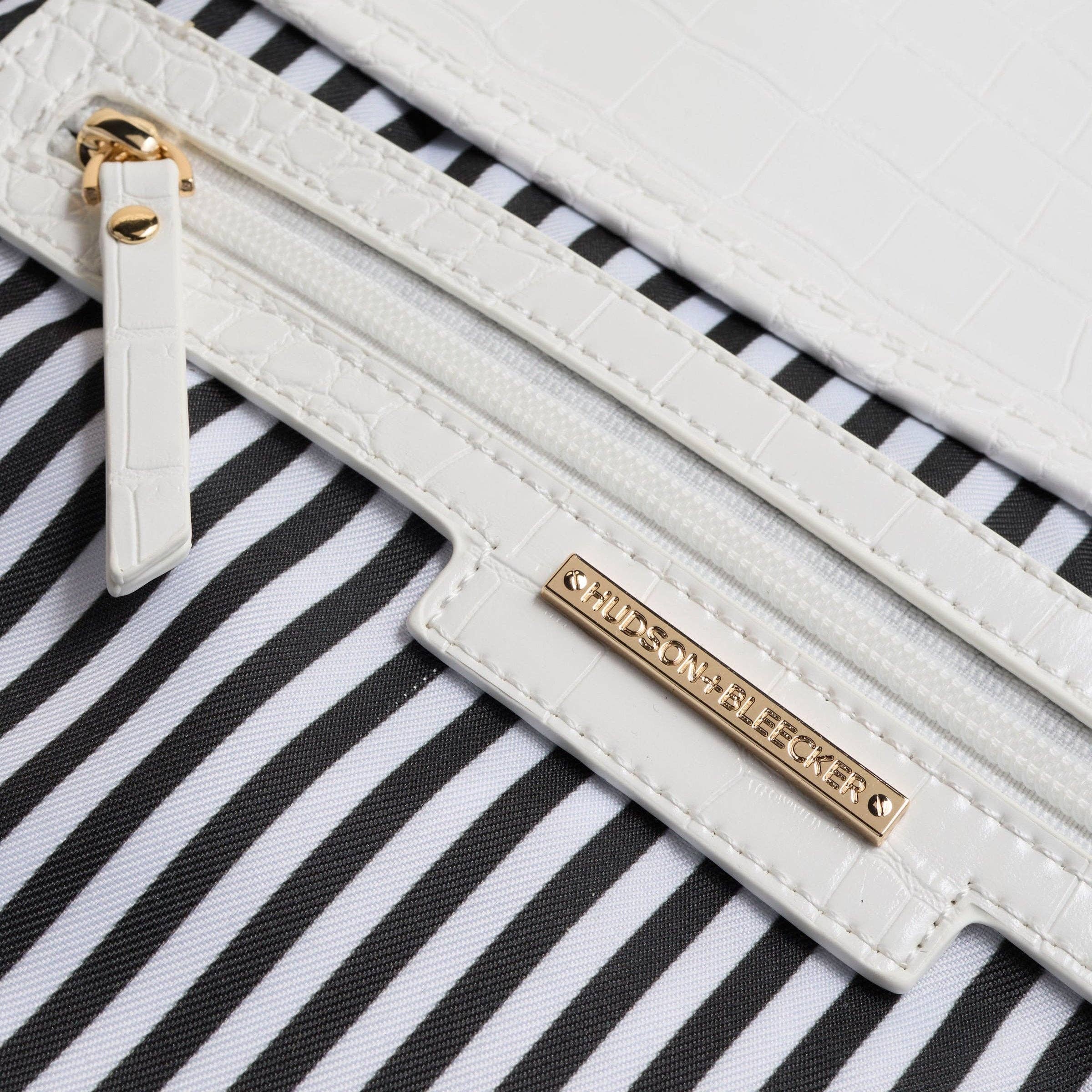 Hudson + Bleecker – wholesale Garment bag – unisex – Bon Voyage Garment Bag - White Crocodile3