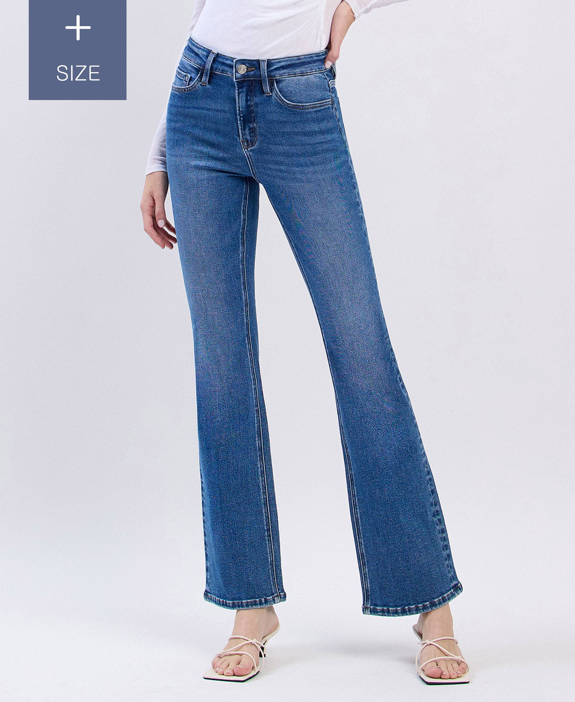 RADIANTE JEANS A ZAMPA A VITA ALTA CON CONTROLLO DELLA PANCIA TAGLIA FORTE LV1545-P in vendita all'ingrosso su Faire0