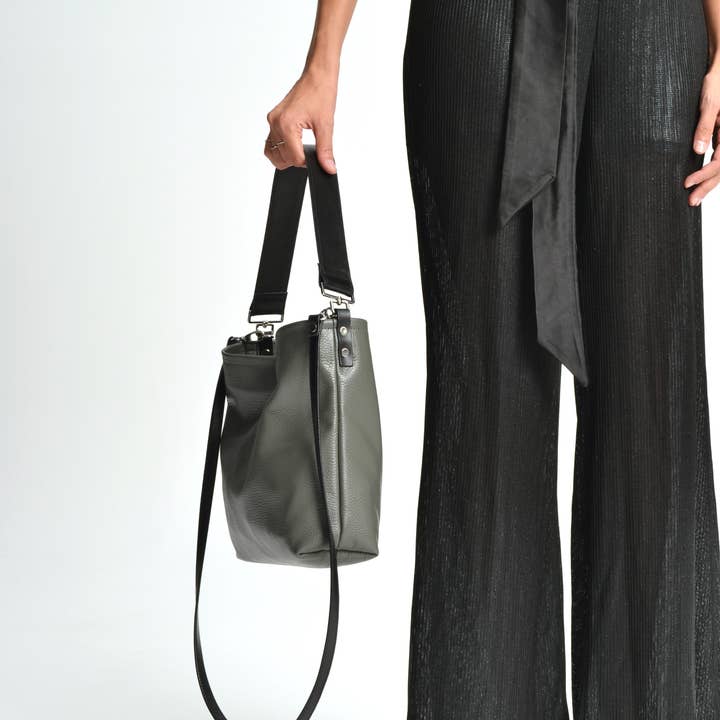 ANA KOUTSI - Wholesale Shoulder Bag - Women's - Dioni leather bag in dark gray4