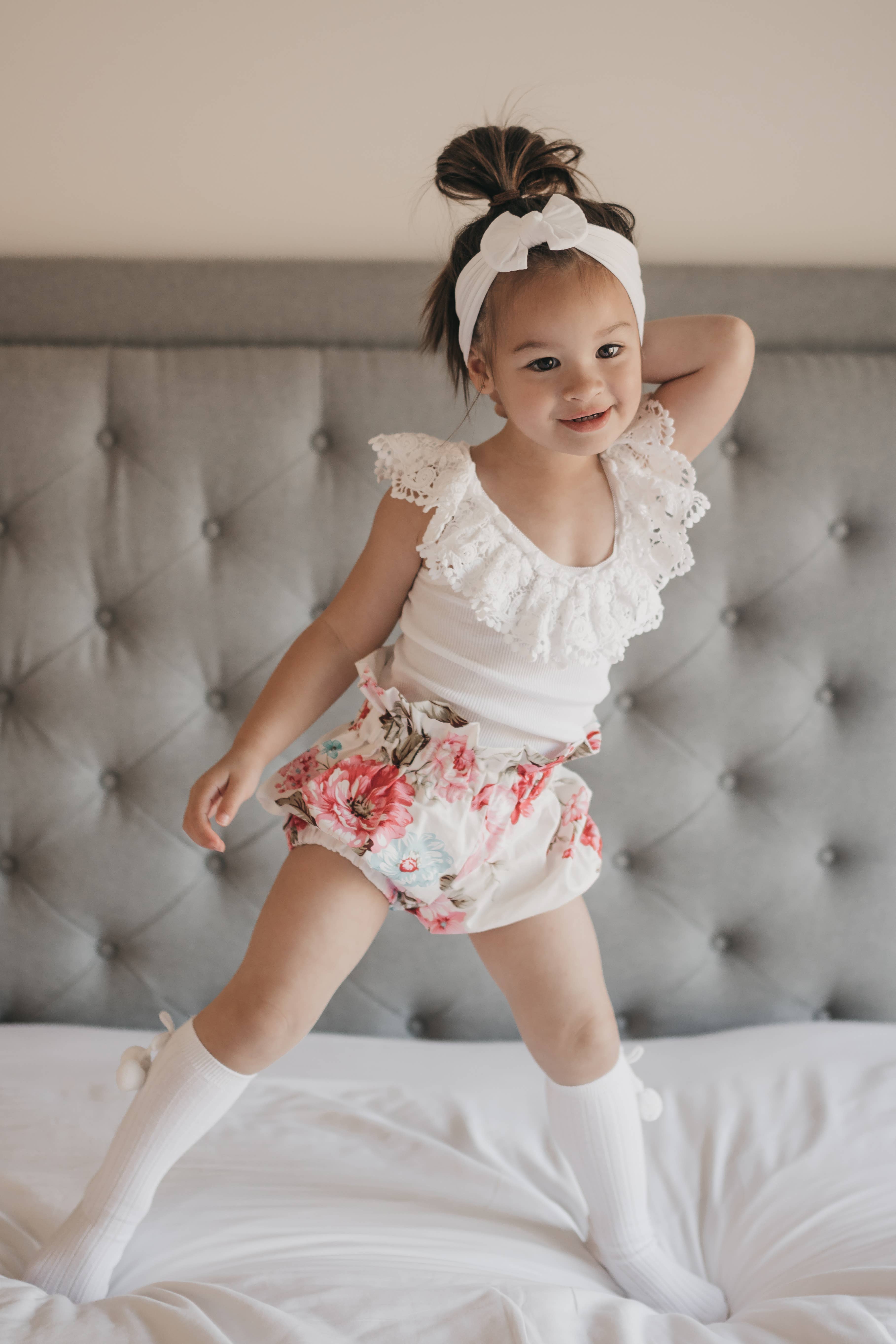 Classical Child - Vente Chaussettes – enfant - Chaussettes de genouillères à pompon haute couleur blanche14