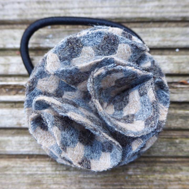 Hettie Dameshaar Bobble Holborn Taupe voor wholesale door Hettie