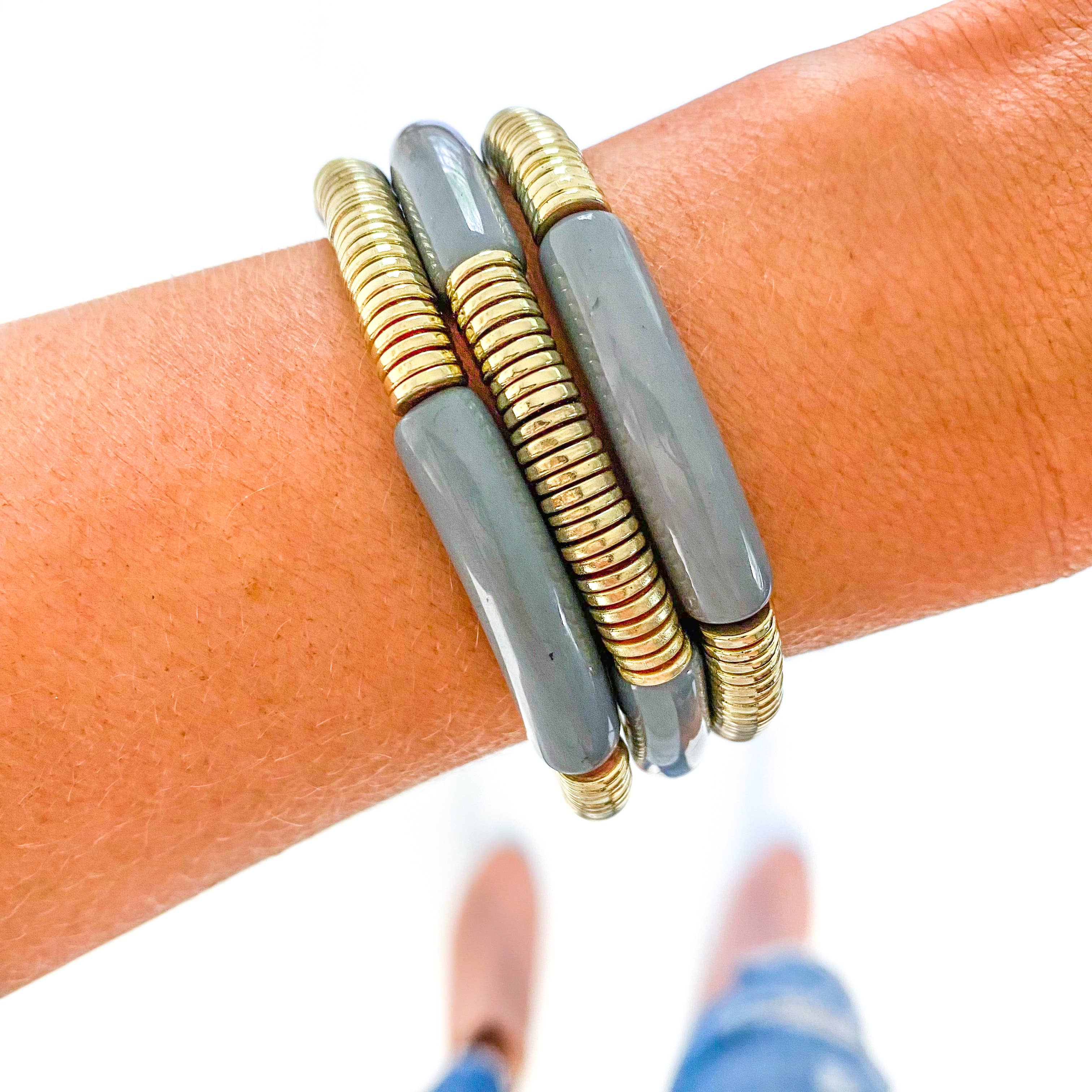 Savvy Bling - Wholesale Beaded Bracelet - Acrylic Tube Bamboo Bracelet & Gold16