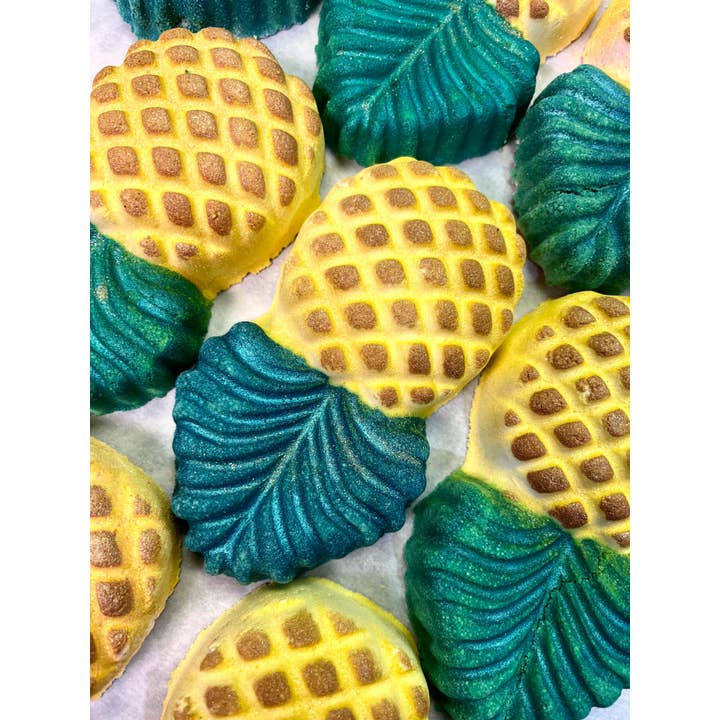 Pineapple Bath Bomb for wholesale by Velvet Riot Co
