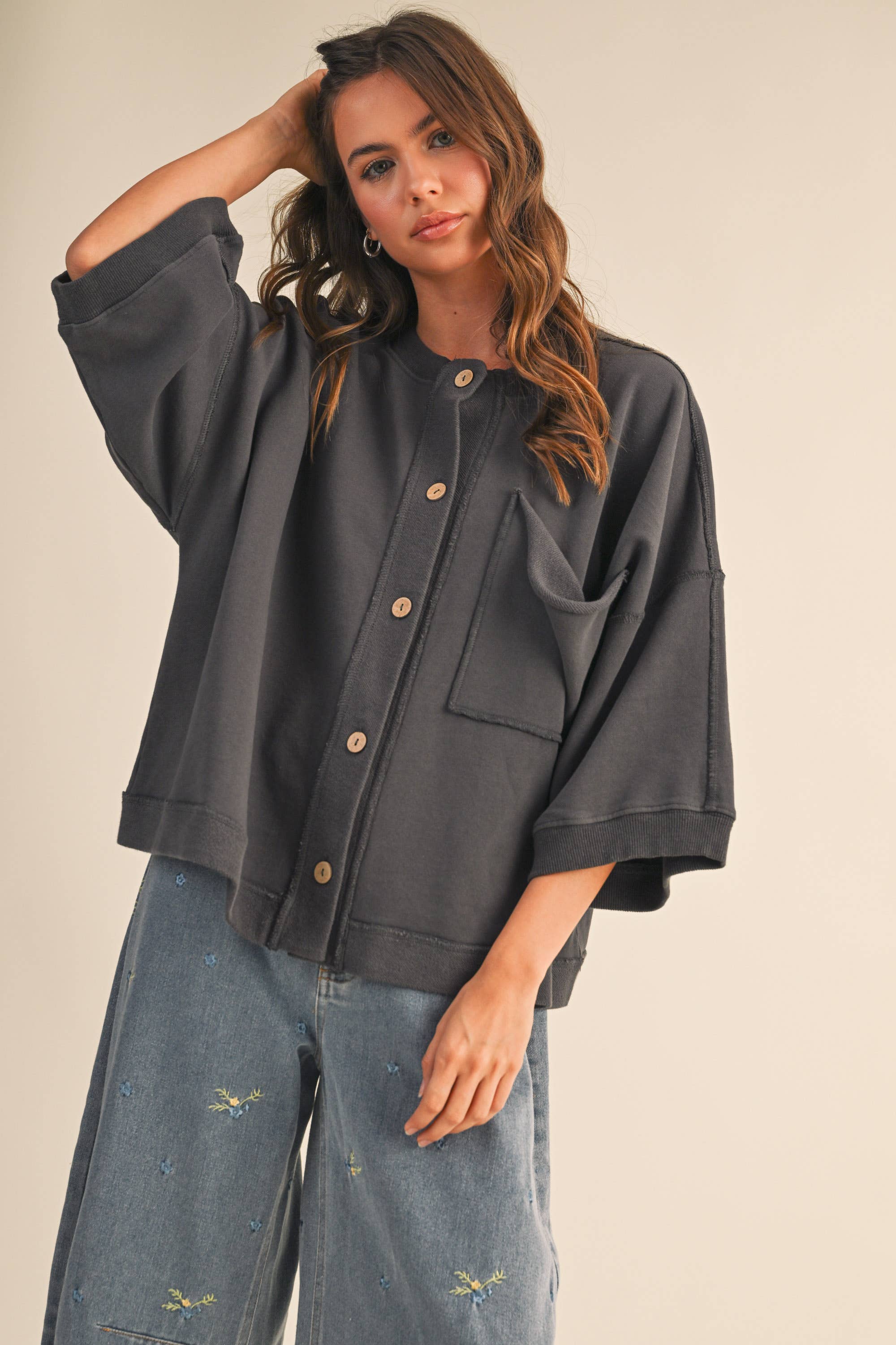 Klesis - Wholesale Button Down Shirt - Women's - IJ1589  FRONT POCKET BUTTON DOWN OVERSIZED SOLID TOP5