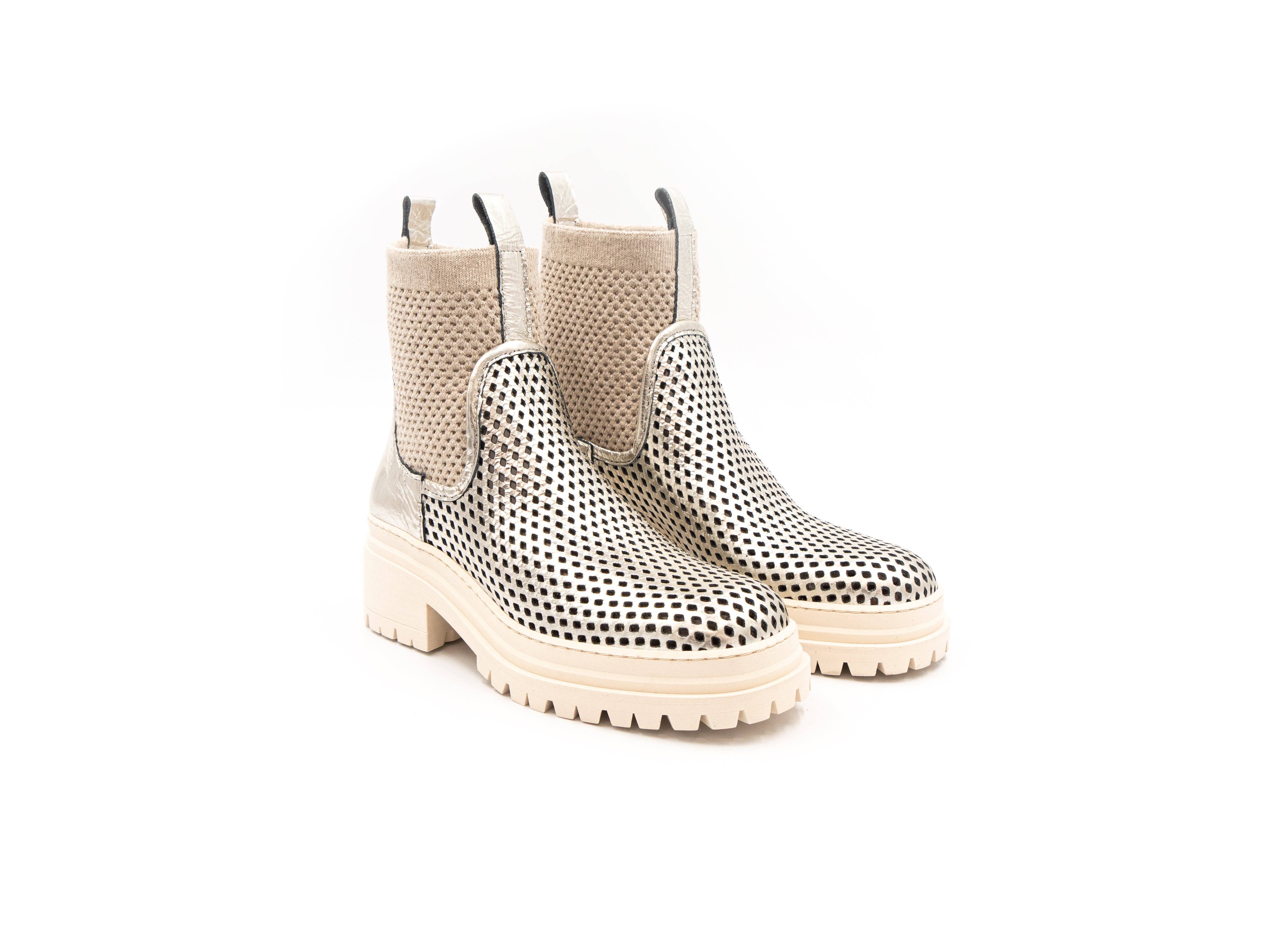Casta - Wholesale Chelsea Boots - Women's - Fox6