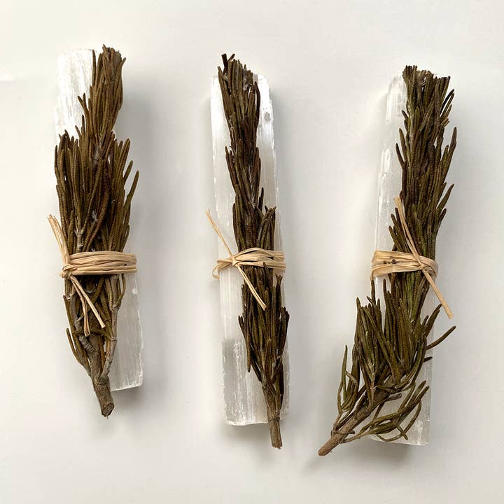 Mini Smudge-klynge, Rosmarin med Selenitstav 4" for engroshandel hos VIE