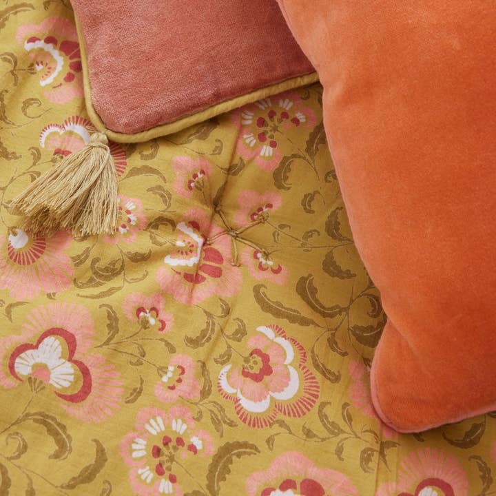 Bonheur du Jour - Wholesale Quilt - Sofa Cover - Ganesh Olive4