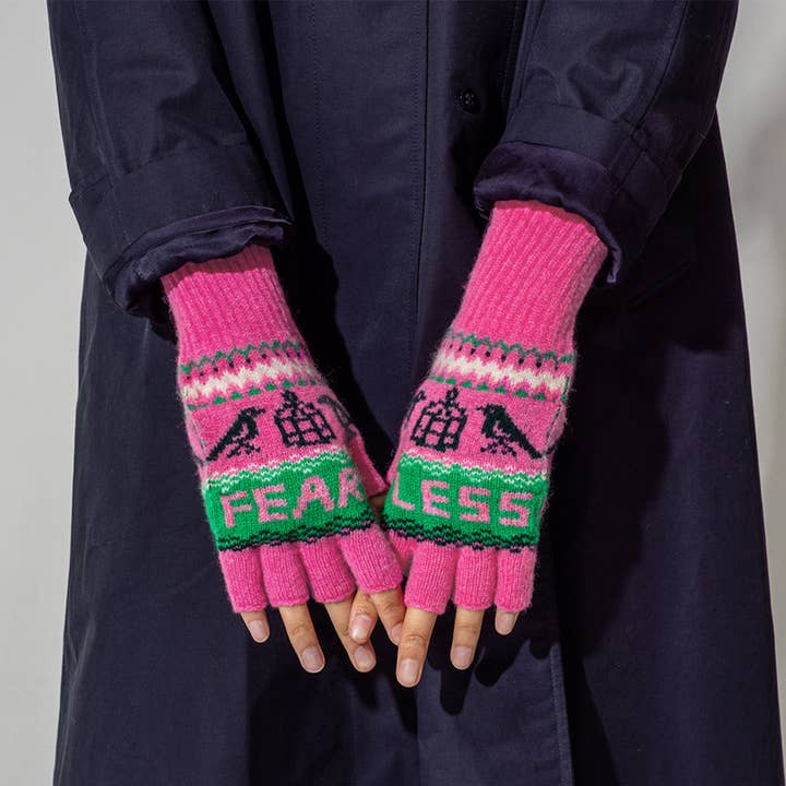 Black & Beech – wholesale Mittens – Women's – Fearless Fairisle Mittens in Kelly Green & Bubblegum1