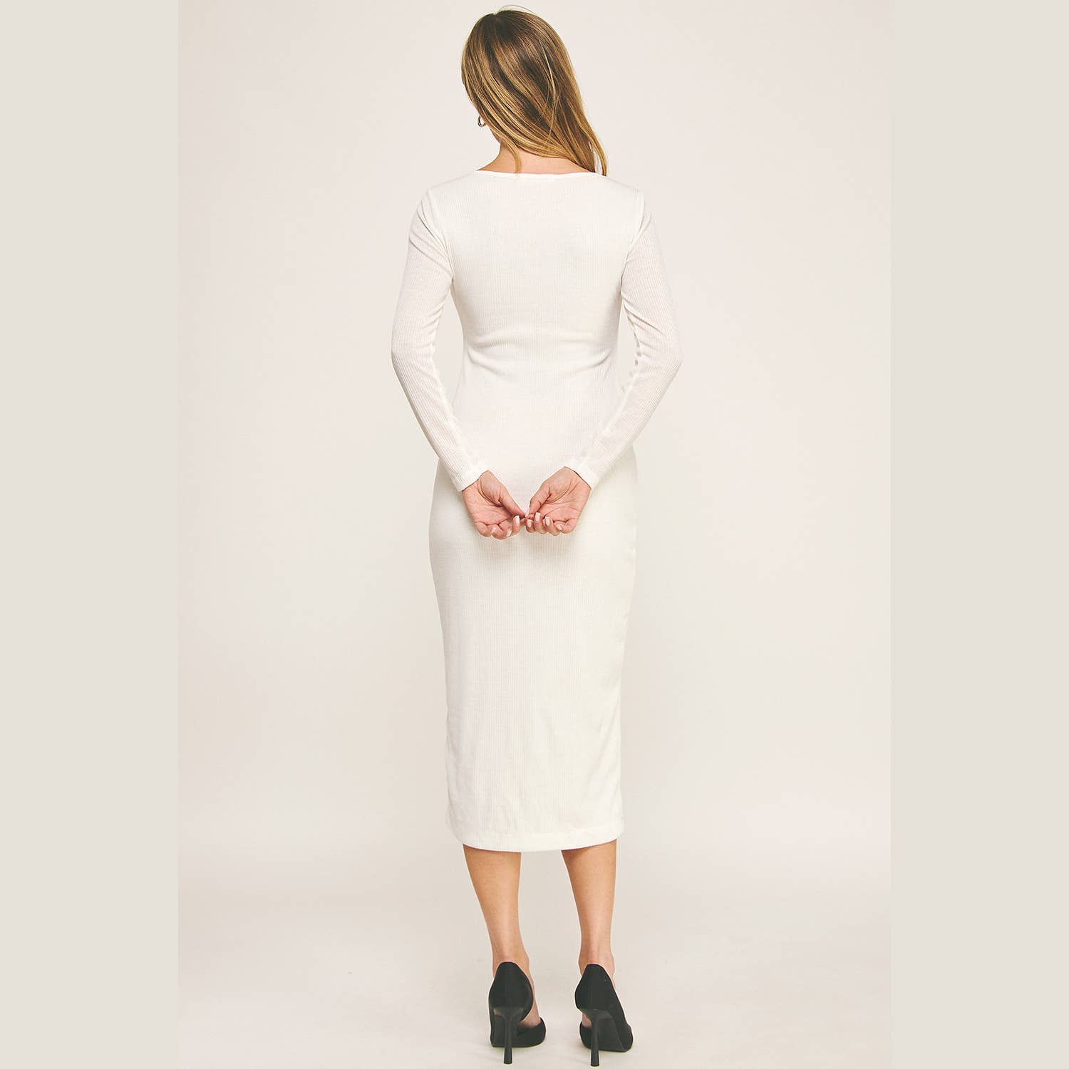 Winslow Collection - Vente Robe – femme - ROBE MIDI À MANCHES LONGUES AVEC BOUTONS ET CÔTES2