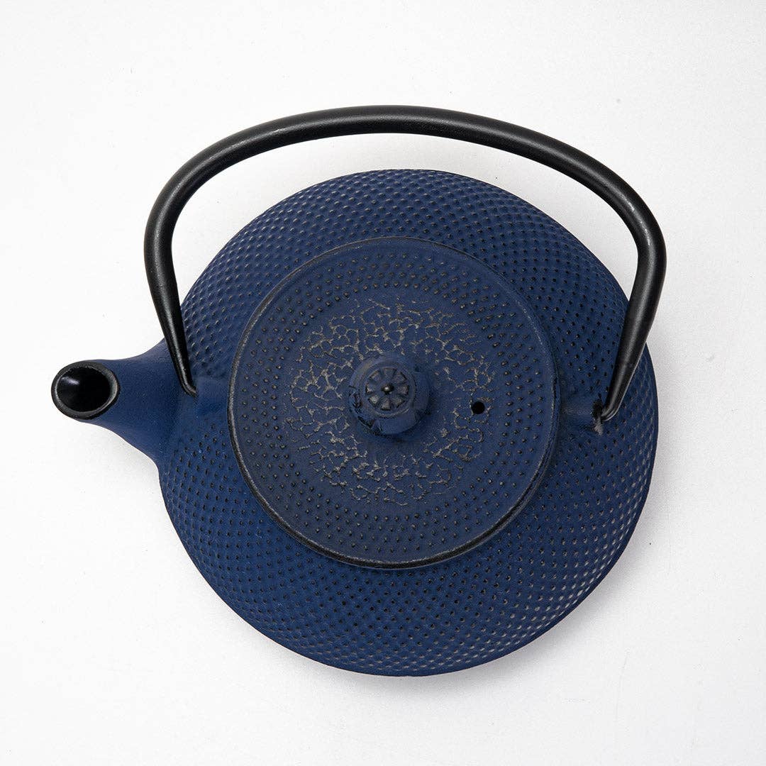 Urban Tokyo - Wholesale Tea Pot - Navy Blue Hobnail Design 27oz Cast Iron Tea Pot (1/8)4