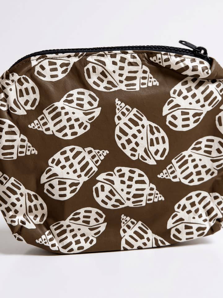 Shells Pint pouch for wholesale by The Salty Babe