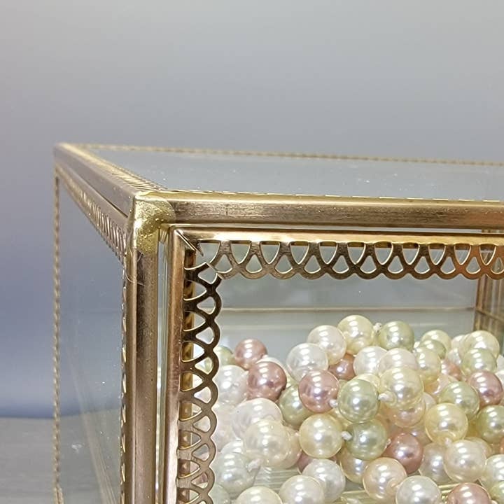 ES Essentials - Wholesale Makeup Storage Box - Elegant Glass Cosmetic Holder with Laced Edge 3 Piece Set Go