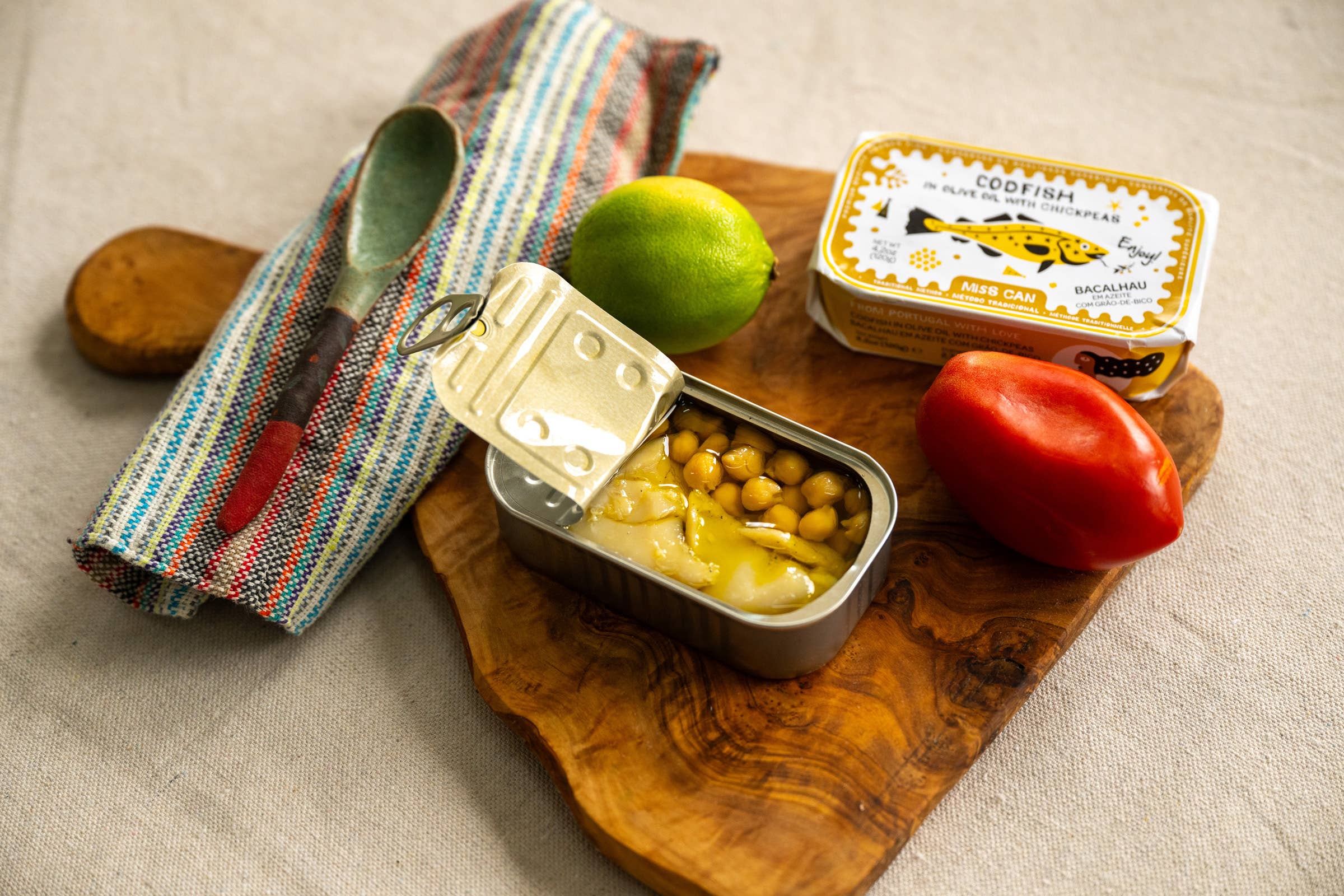 Miss Can by Tin2Table - Wholesale Tinned Fish - Cod in Olive Oil with Chick Peas1